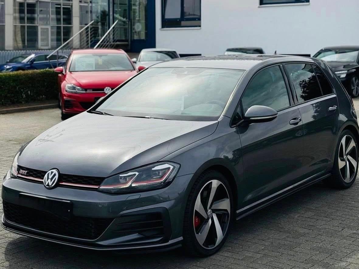 Volkswagen Golf 7.5 GTI Performance – 245 ch DSG7 – Gris métallisé