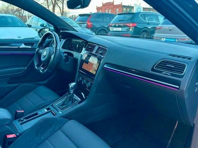 VOLKSWAGEN GOLF 7.5 R 2.0 TSI DSG – 300 CH – 4MOTION