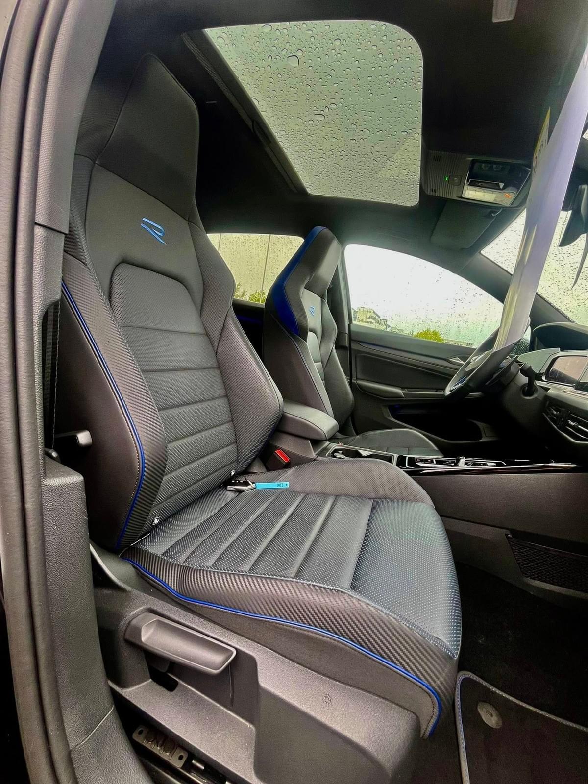 VOLKSWAGEN GOLF 8 R DSG7 4MOTION – 320CH – FULL BLACK