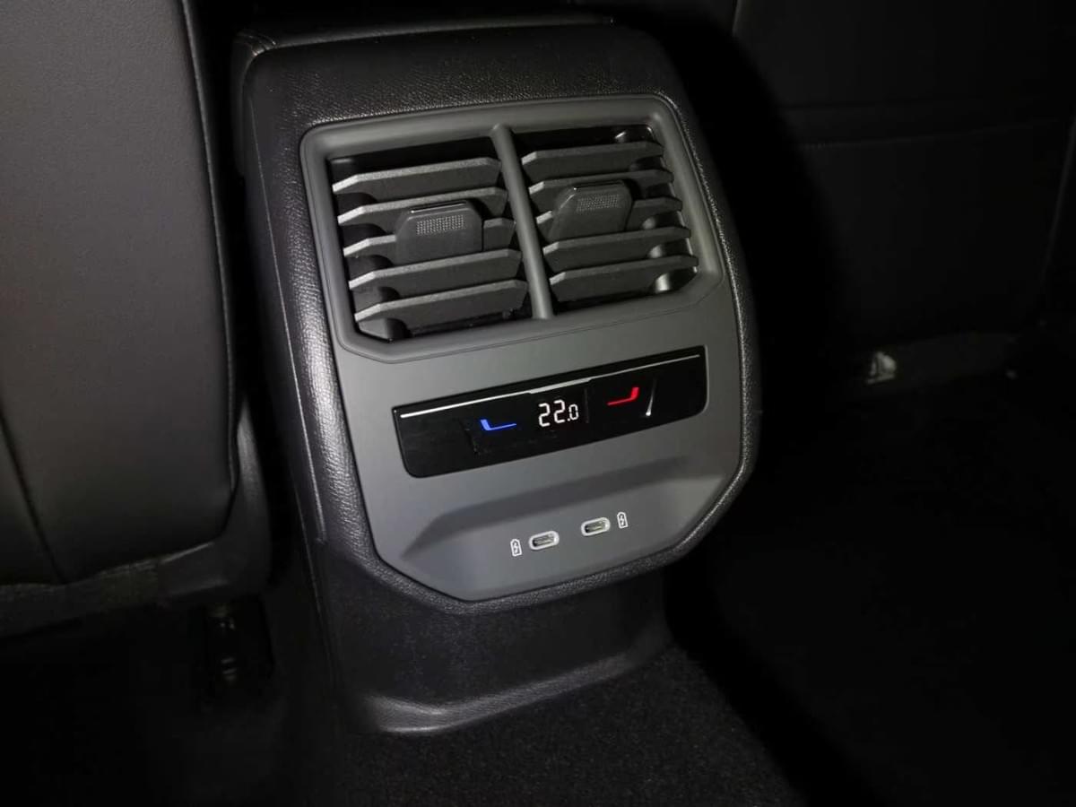 CUPRA LEON SPORTSTOURER 2.0 TDI 150 CH – DSG