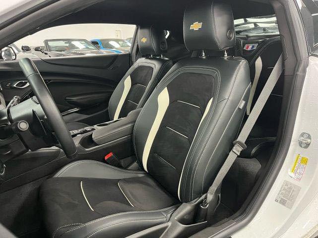 CHEVROLET CAMARO V8 340 CH – BOÎTE AUTOMATIQUE – PACK SPORT – LOOK US