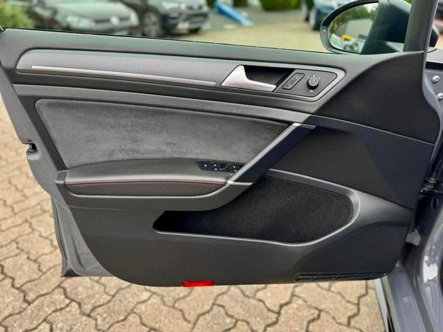 VOLKSWAGEN GOLF VII GTI TCR DSG – 290 CH – AKRAPOVIC 