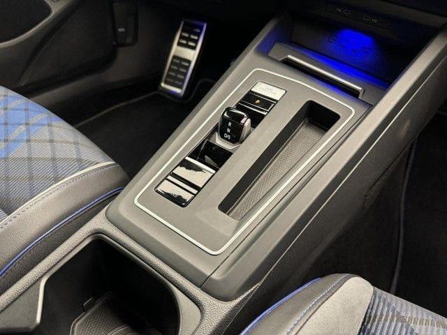 VOLKSWAGEN GOLF VIII R 2.0 TSI 320 CH DSG7 