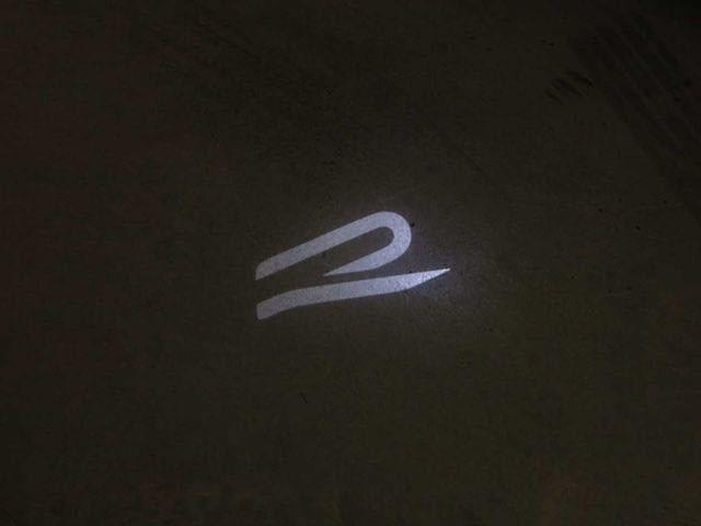 VOLKSWAGEN GOLF 8 R PERFORMANCE 2.0 TSI – 320 ch – AKRAPOVIC