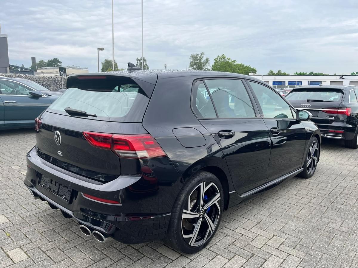 VOLKSWAGEN GOLF 8R – 2.0 TSI 320 CH DSG7 – 4MOTION – NOIR