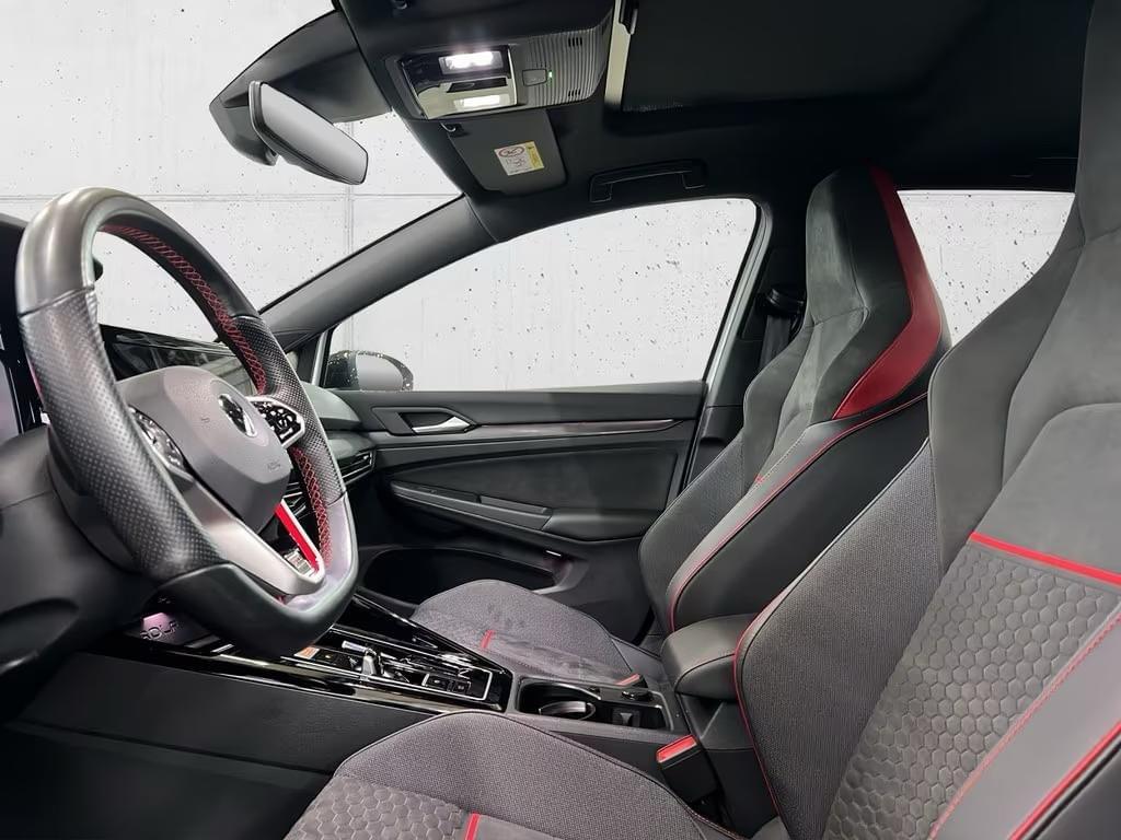 VOLKSWAGEN GOLF VIII GTI CLUBSPORT – 2.0 TSI 300 CH – DSG7 – PURE WHITE