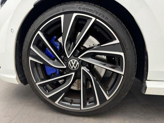 VOLKSWAGEN GOLF 8 R 2.0 TSI 320 ch DSG 4Motion