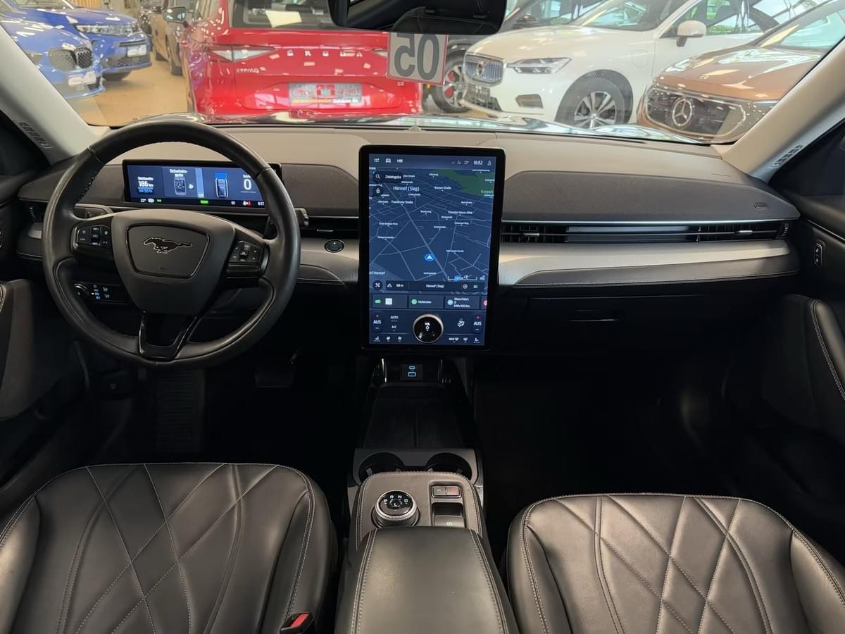 FORD MUSTANG MACH-E 100 % ÉLECTRIQUE – 269 CH – PROPULSION – IRIDIUM BLACK MICA