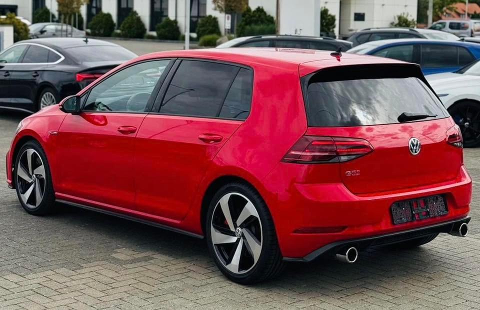 Volkswagen Golf 7.5 GTI Performance – 245 ch DSG7 – Tornado Red