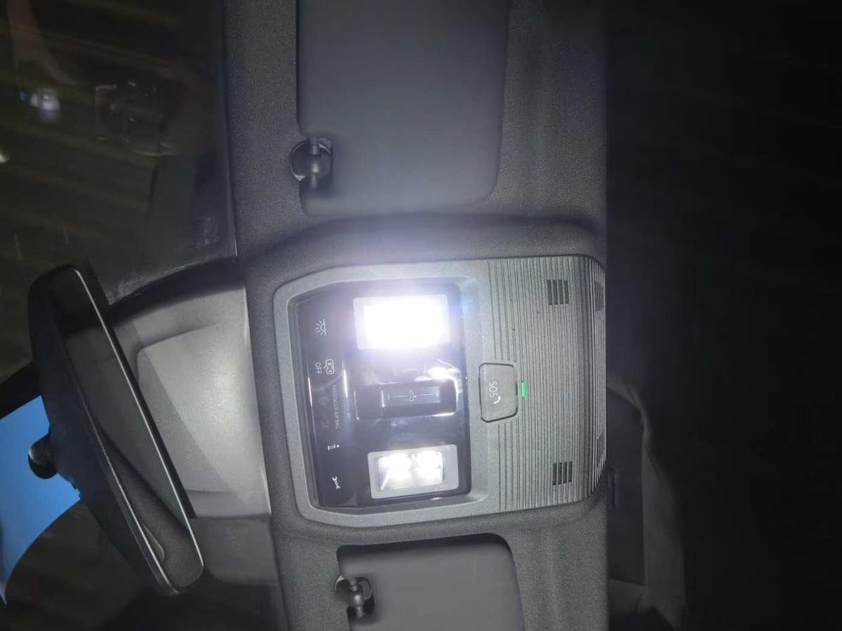 VOLKSWAGEN GOLF 8 R 2.0 TSI 320 CH – DSG – 4MOTION – NOIR