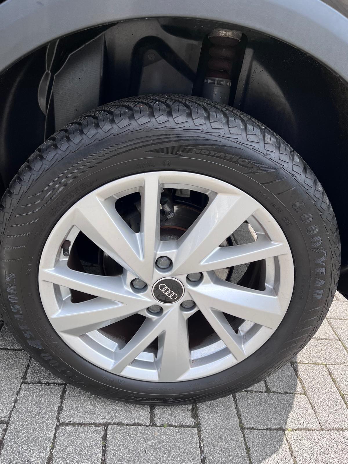 AUDI Q2 35 TFSI S TRONIC