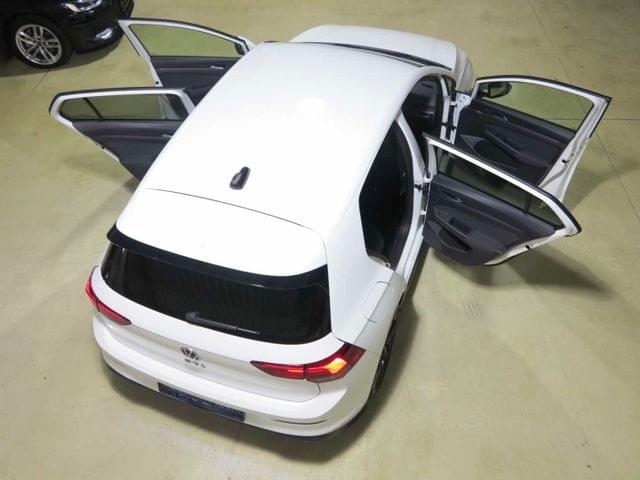 VOLKSWAGEN GOLF 8 GTI CLUBSPORT – 300 CH – DSG7 – PURE WHITE