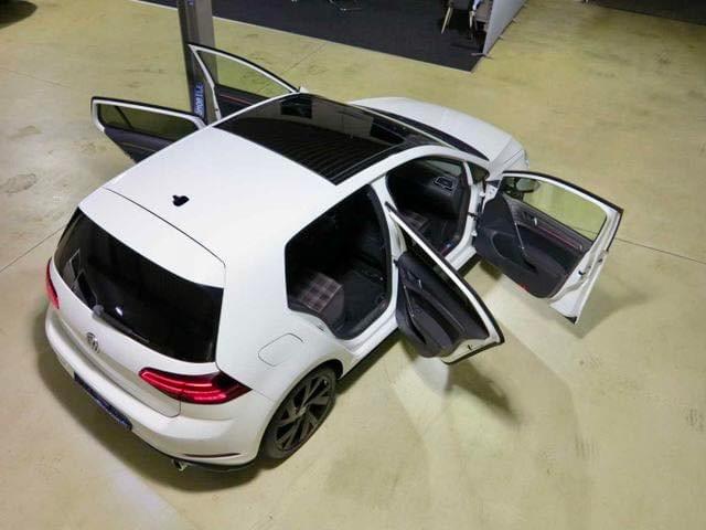 VOLKSWAGEN GOLF 7.5 GTI – 245 CH – DSG7 – TOIT OUVRANT – PURE WHITE 