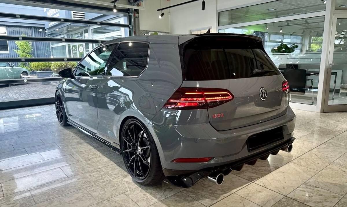 VOLKSWAGEN GOLF 7.5 GTI TCR – 290ch DSG7 – Pure Grey – 3 portes – Jantes 19’’ Pretoria