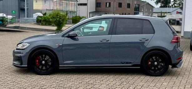 VOLKSWAGEN GOLF VII GTI TCR DSG – 290 CH – AKRAPOVIC 