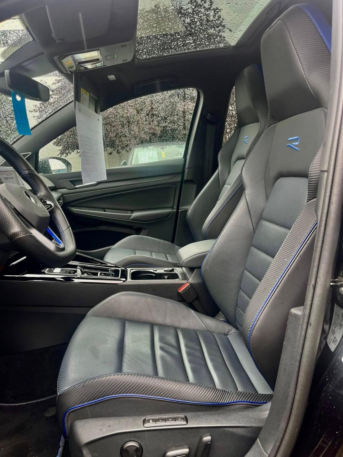 VOLKSWAGEN GOLF 8 R DSG7 4MOTION – 320CH – FULL BLACK