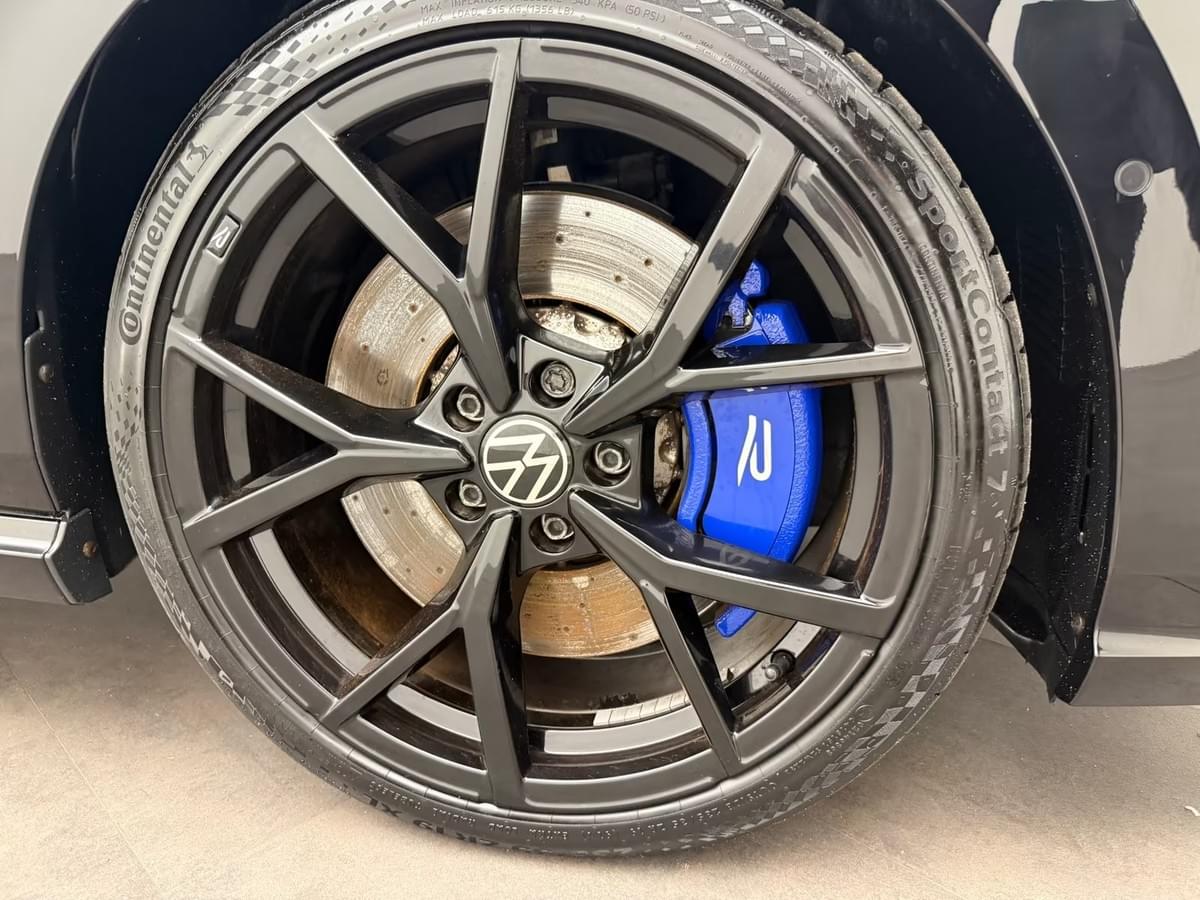 VOLKSWAGEN GOLF 8R FULL BLACK 2.0 TSI 320 CH