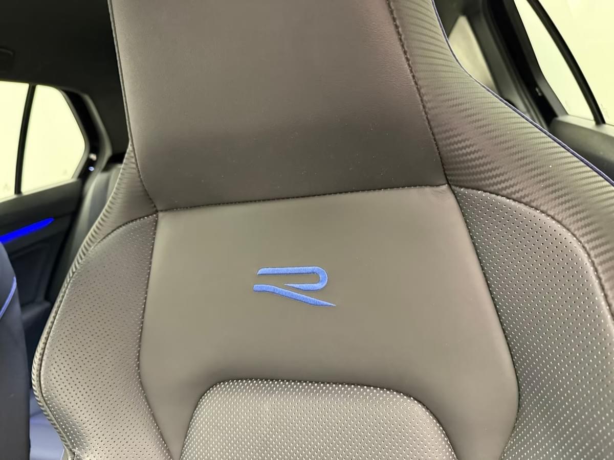 VOLKSWAGEN GOLF 8R FULL BLACK 2.0 TSI 320 CH