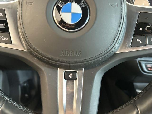 BMW M135i xDrive – 306 ch – Steptronic 8 – Misano Blue Metallic