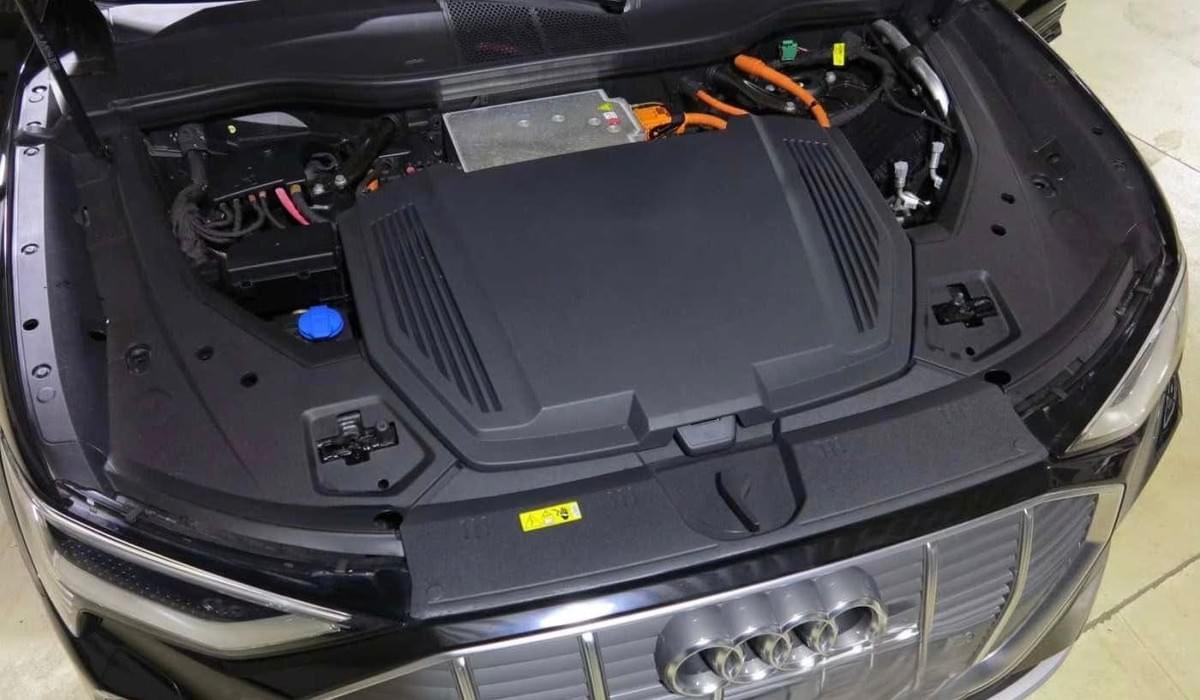 AUDI E-TRON SPORTBACK 55 QUATTRO – 408 CH – S LINE – 100 % ÉLECTRIQUE