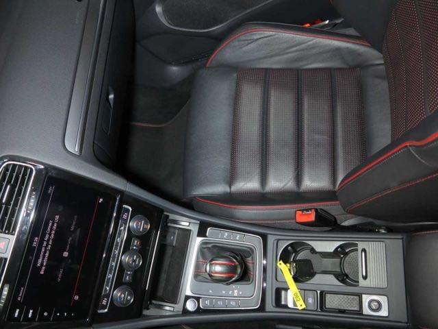 VOLKSWAGEN GOLF GTI TCR DSG – 290 CH – RED TORNADO 