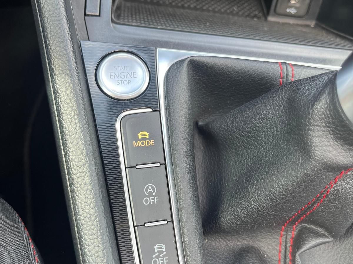 VOLKSWAGEN GOLF VII GTI 2.0 TSI PERFORMANCE 