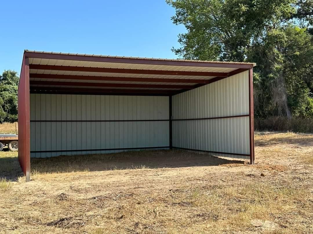 Livestock Lean To