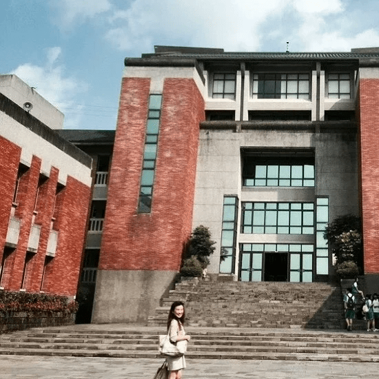 音樂與影像跨域學士學位學程(MIT學程)