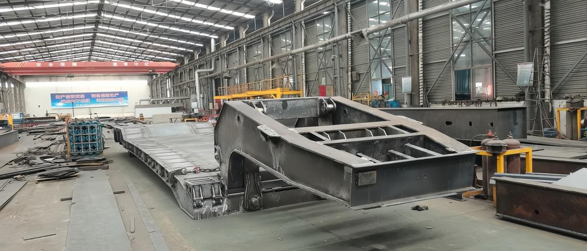 Heavy Loads 2-Lane 4-Axle Detachable Gooseneck Lowbed Trailer