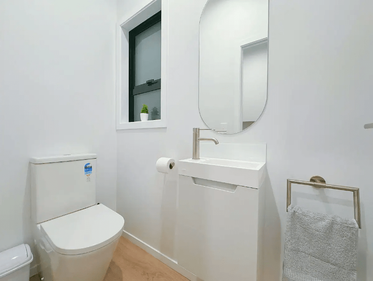 Modern & Stylish 3 BR @ Lower Hutt