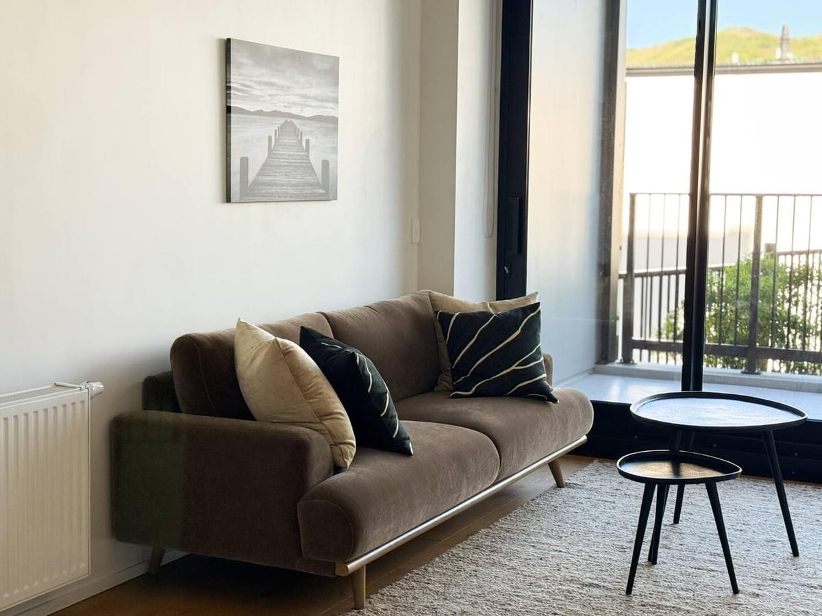 Urban Erskine | Bright and Modern 2 beds apartment