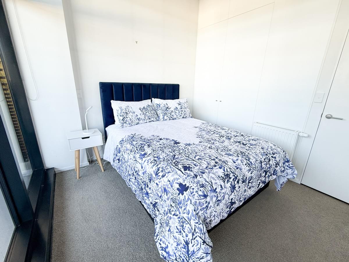 Urban Erskine | Bright and Modern 2 beds apartment