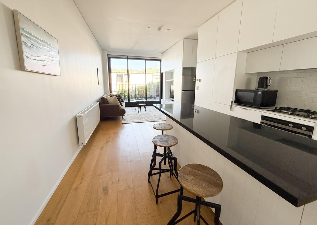 Urban Erskine | Bright and Modern 2 beds apartment