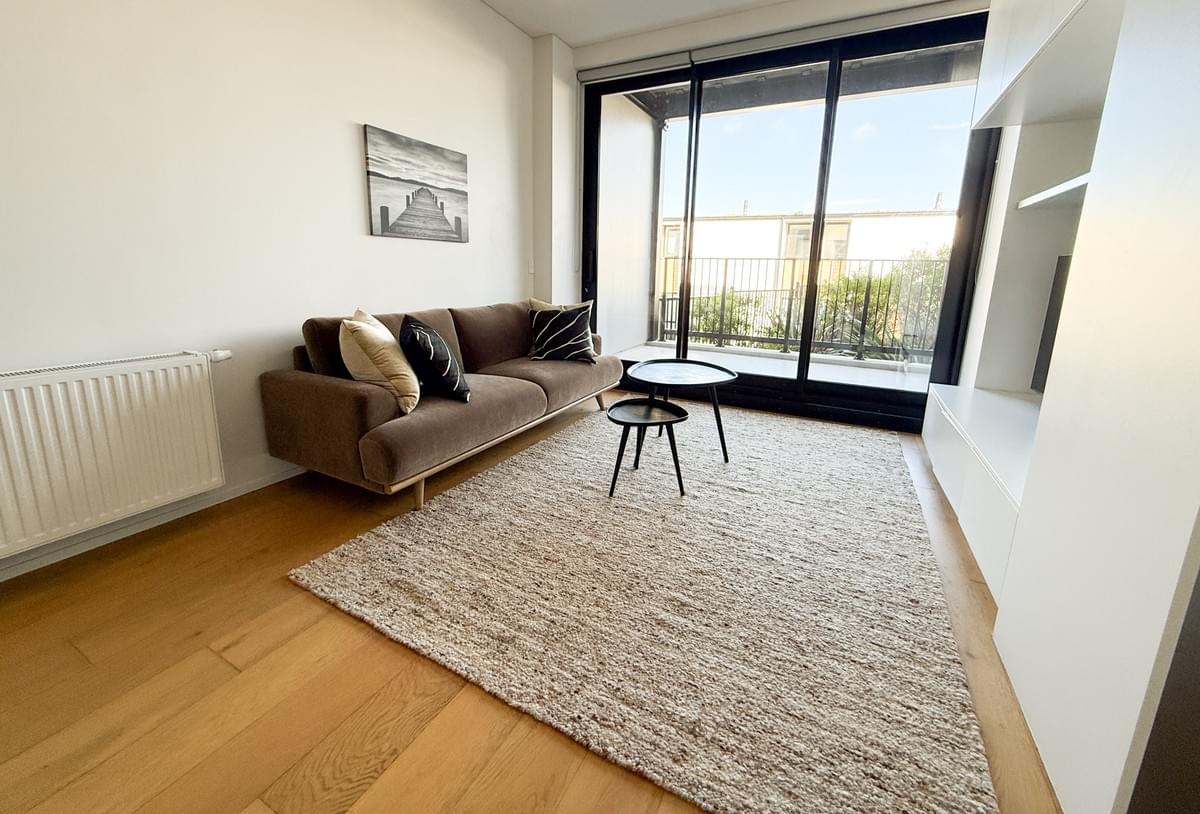 Urban Erskine | Bright and Modern 2 beds apartment