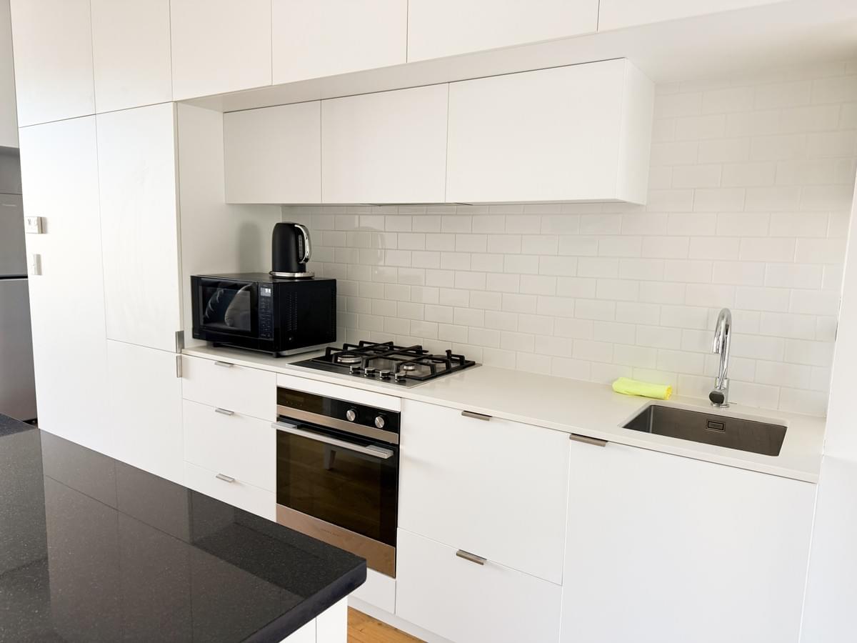 Urban Erskine | Bright and Modern 2 beds apartment