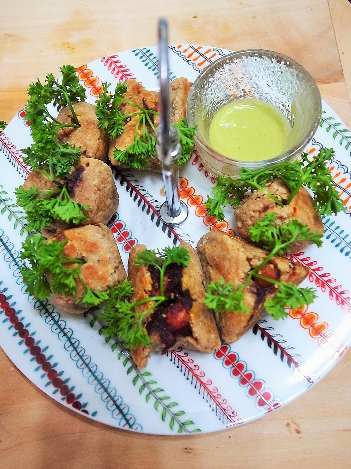 We encourage the use of fresh plant-based ingredients to make your meals more diverse and nutritious. plant strength Our course Wood stick teacher teaches trendy vegetarian cooking classroom with healthy cooking methods, based on the concept of simplicity, deliciousness, nutrition, and healthy cooking. The rice cooking workshop she manages focuses on producing various gluten-free rice-based snacks, plant-based power!