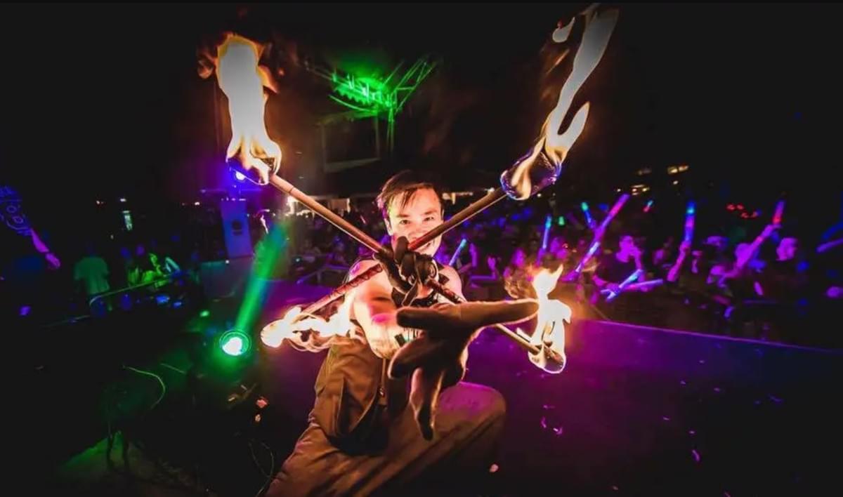Singapore fire illusionist danny koh