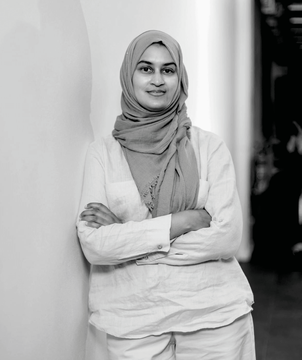 Portrait de Farrah Jahangeer, architecte et fondatrice du CEDTI, engagée dans la recherche sur les territoires insulaires et la résilience climatique