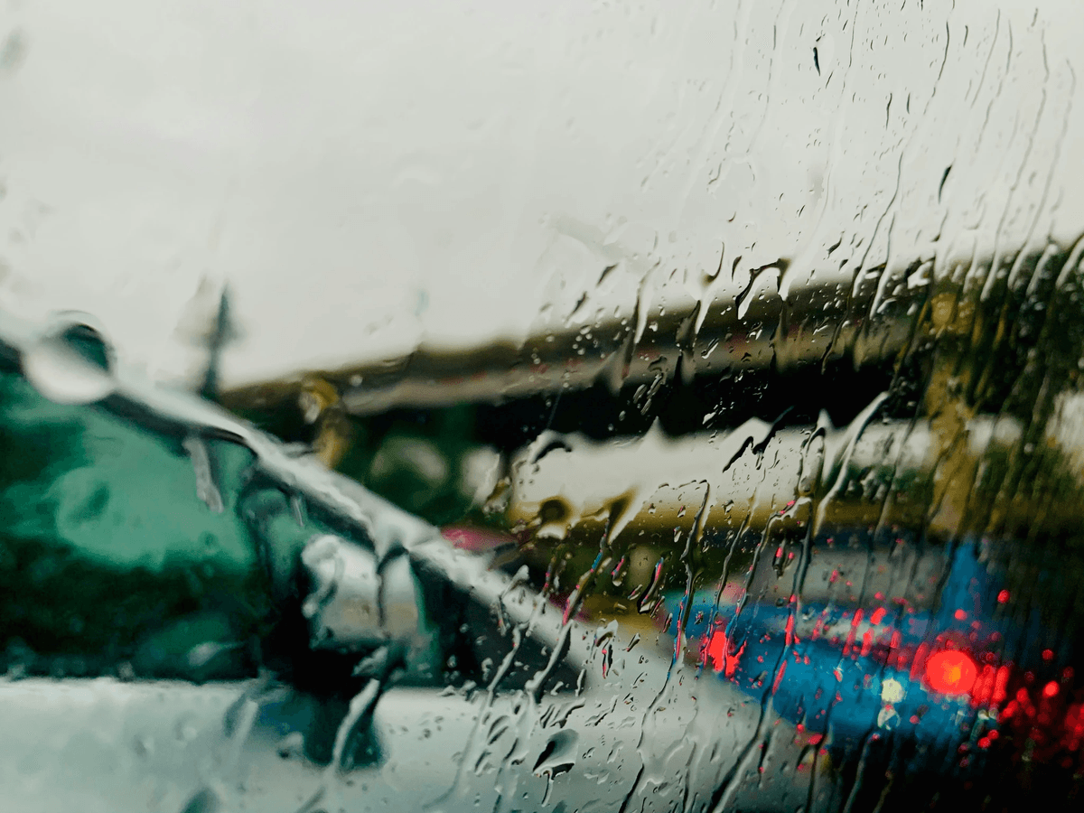 Quality wholesale car parts wiper blades ensuring clear visibility during rain