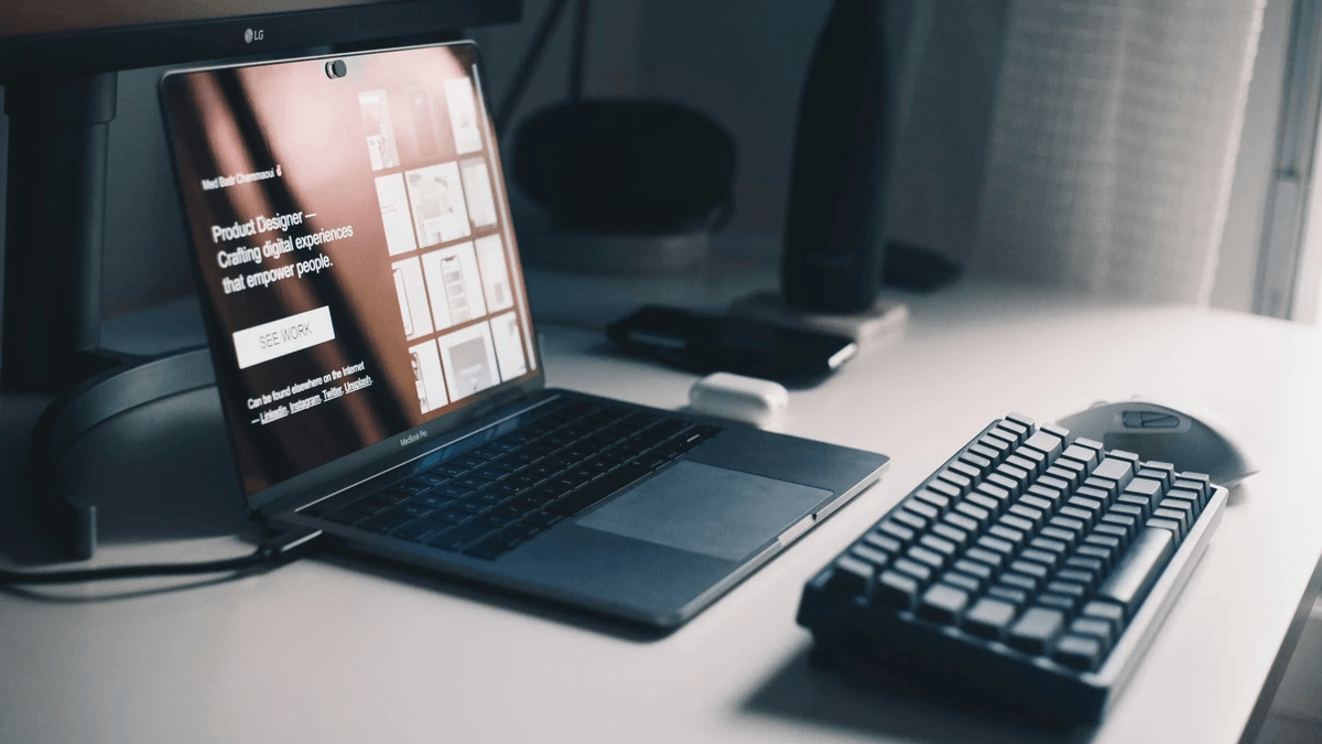 Optimizing business website user flow for better conversions
