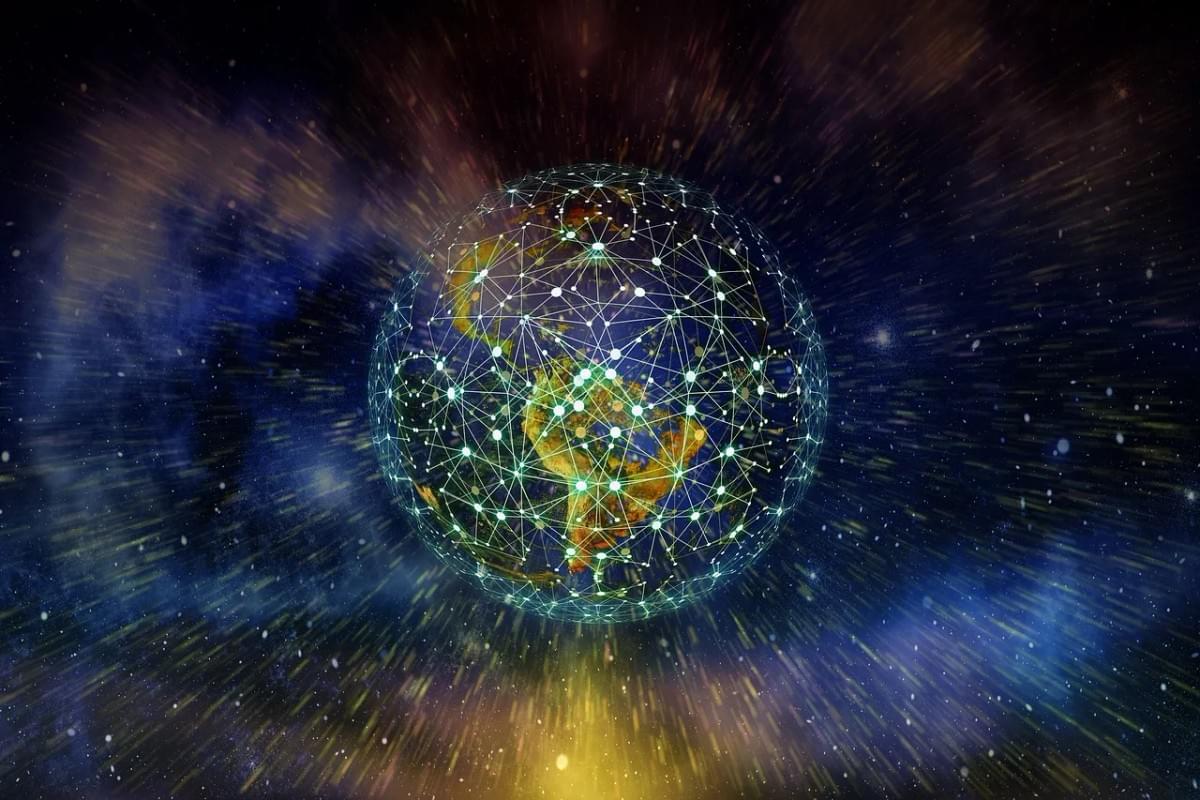 Complementary discovery sources observing one network device