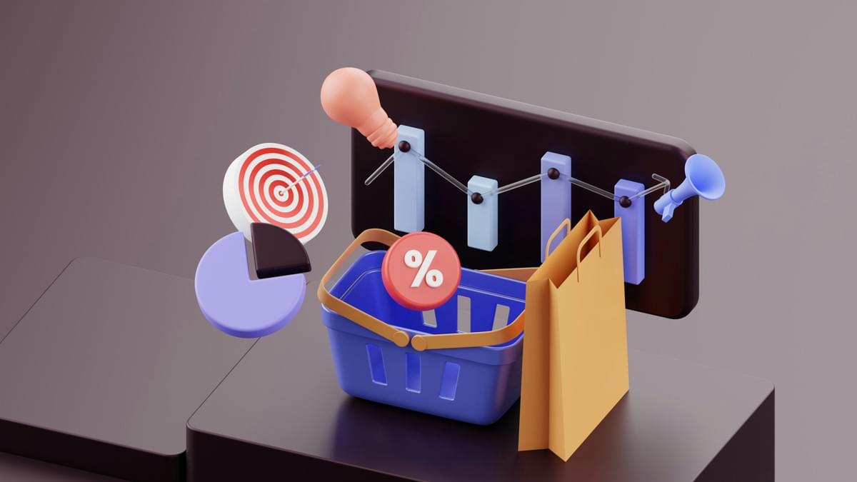 ecommerce homepage strategy elements showcasing featured collections