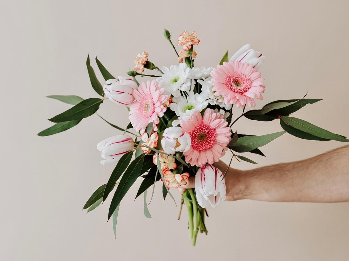 Online Flower Delivery Melbourne Gift Your Loved Ones Today