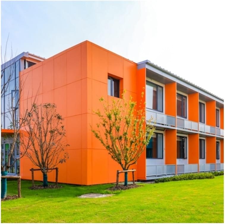 container flat pack options available at construction sites