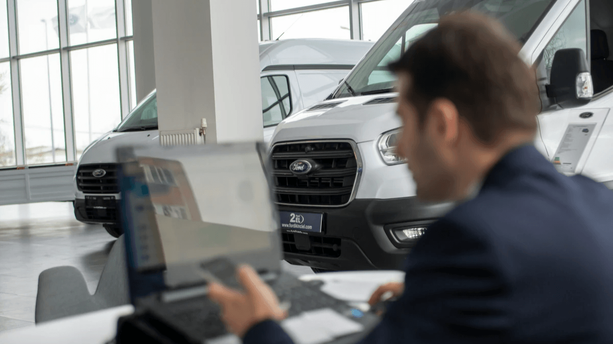 Visual representation of an effective service inquiry workflow