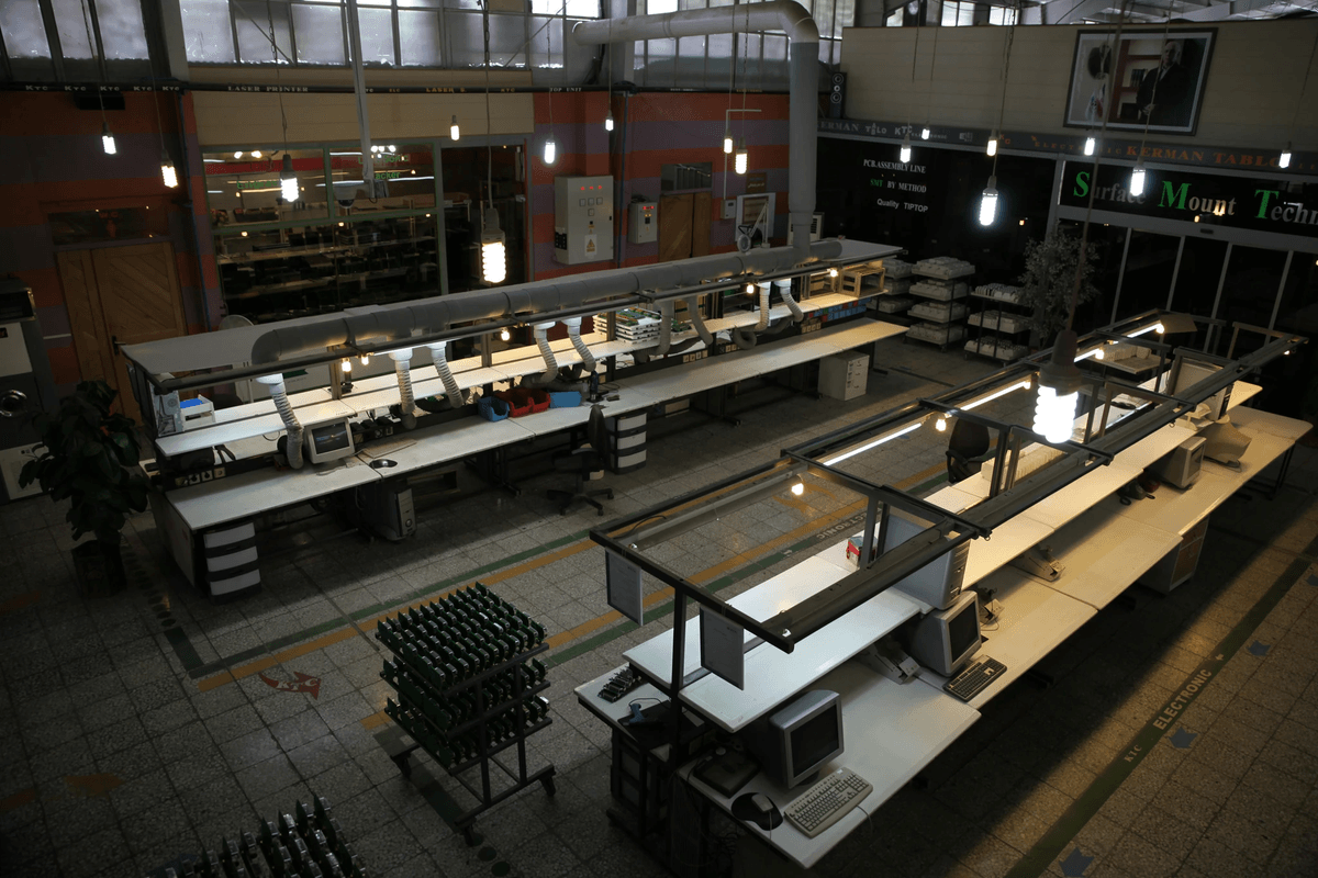 quality inspection table used effectively in industrial settings