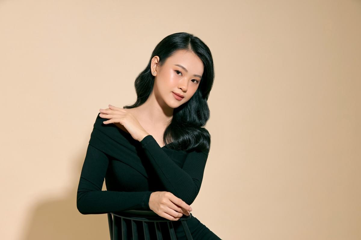 Explore offerings from wholesale raw hair vendors featuring virgin Brazilian hair.