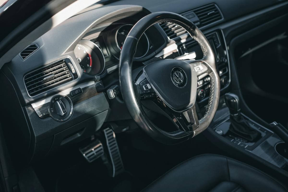 snail horn type r installed in vehicle engine bay