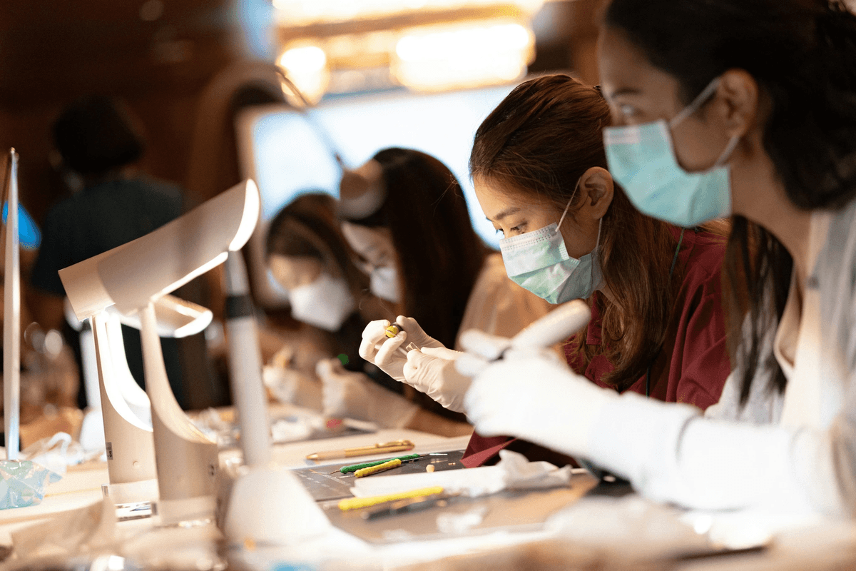 Women’s Jewelry Inspection: Ensuring Quality from Raw Materials to Final Design