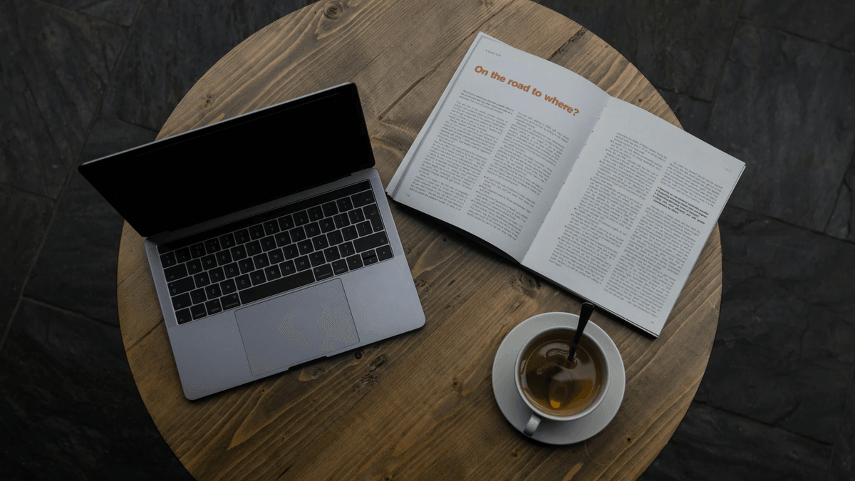 Effective business blog strategy for engaging audience